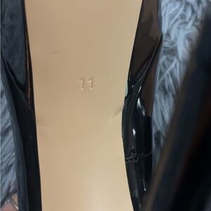 Merumote Black size 11 heels